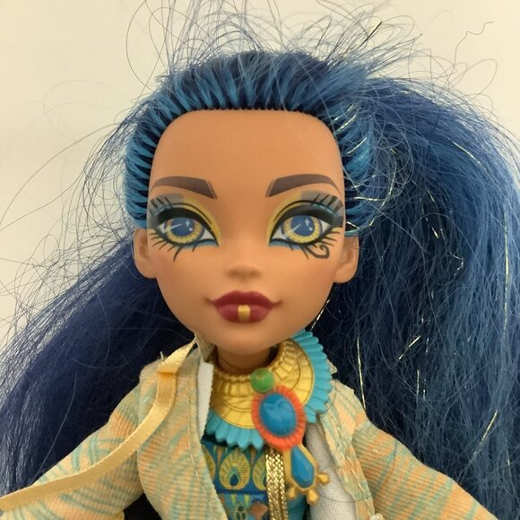 Monster High Doll G3 Lot Lagoona Blue Set & Cleo de Nile in Partial Outfit READ - Picture 11 of 16